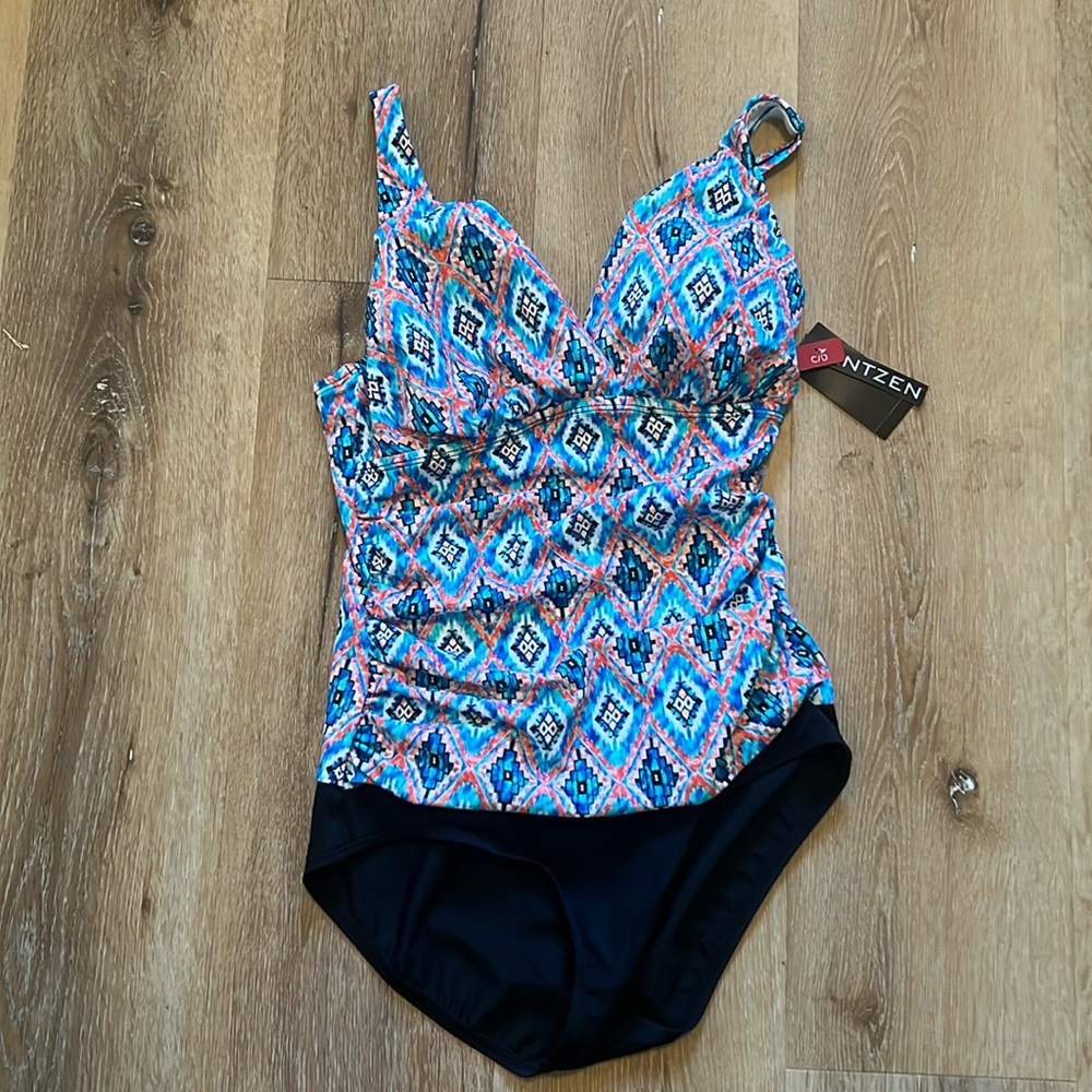 Jantzen Multicolor Swim Suit 8 Floral One Piece Bathing Suit Beach Pool NWT C/D